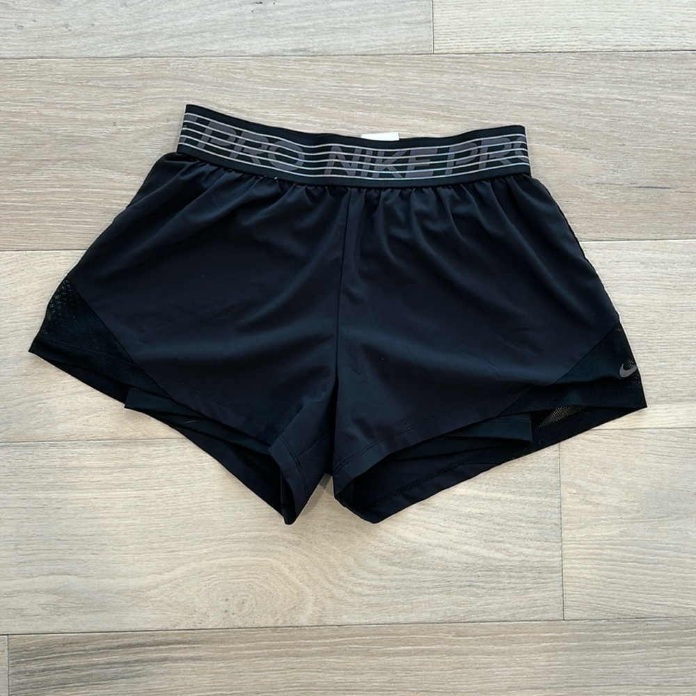 NIKE PRO - running shorts women M